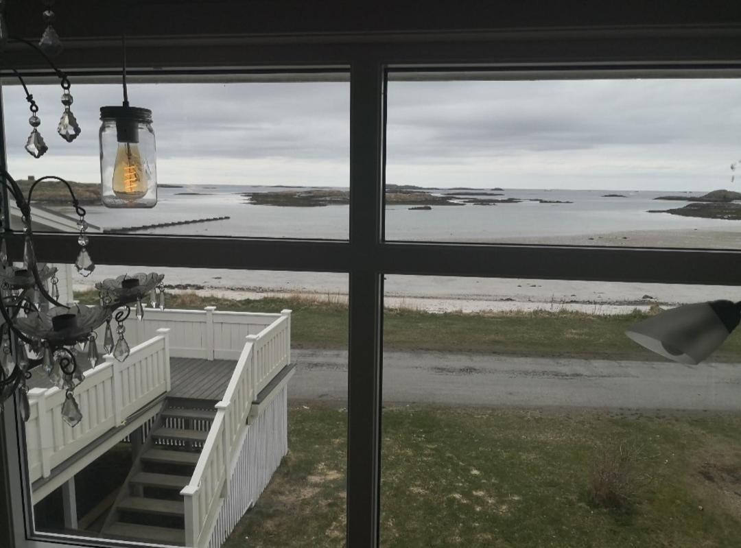 Sentral Studioleilighet Ved Stranden Og Hvalsenter Nb Ma Vaskes Etter Endt Leie Eller Betale Rengjoringshjelpen 500 Kr Andenes Buitenkant foto